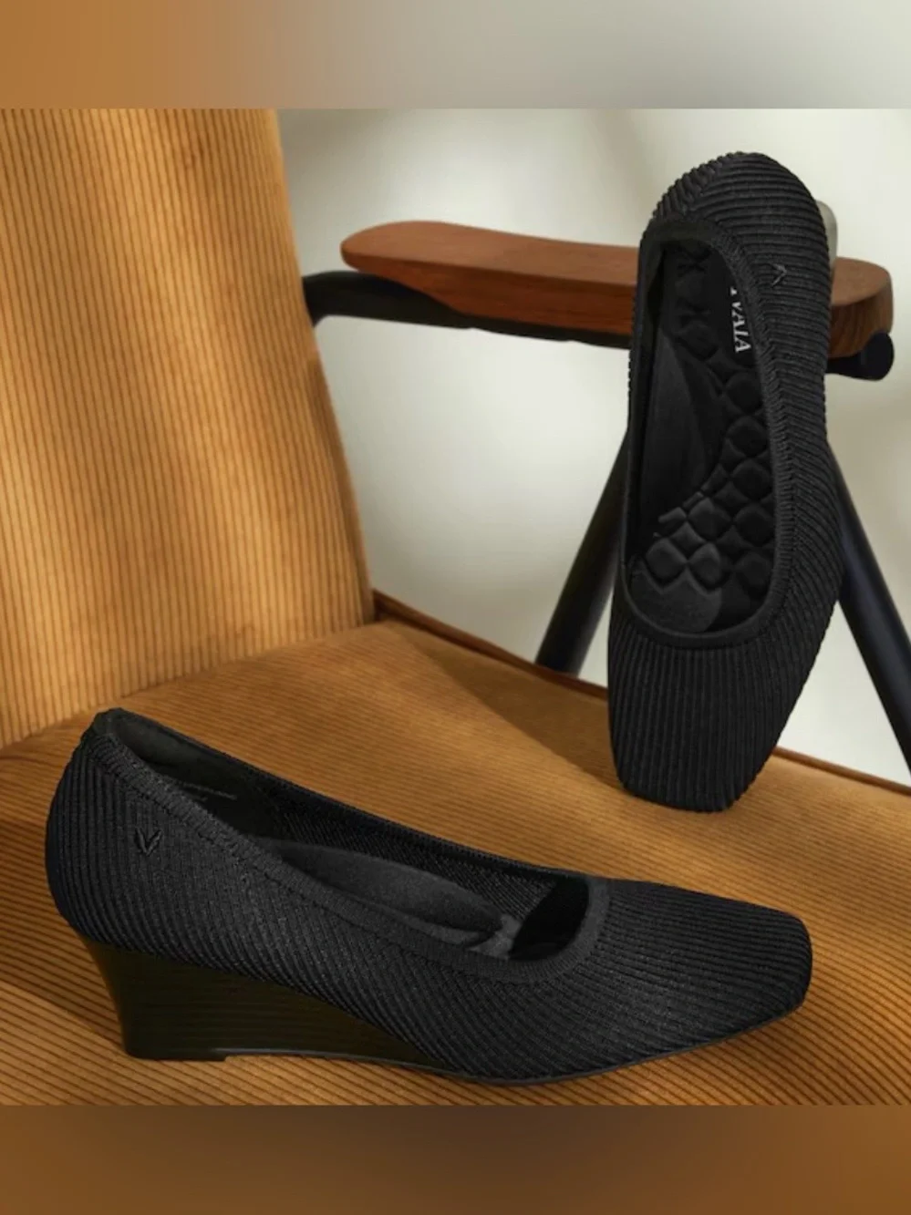 Women's Square-Toe Wedge (Margot Wedge Pro) Black size7